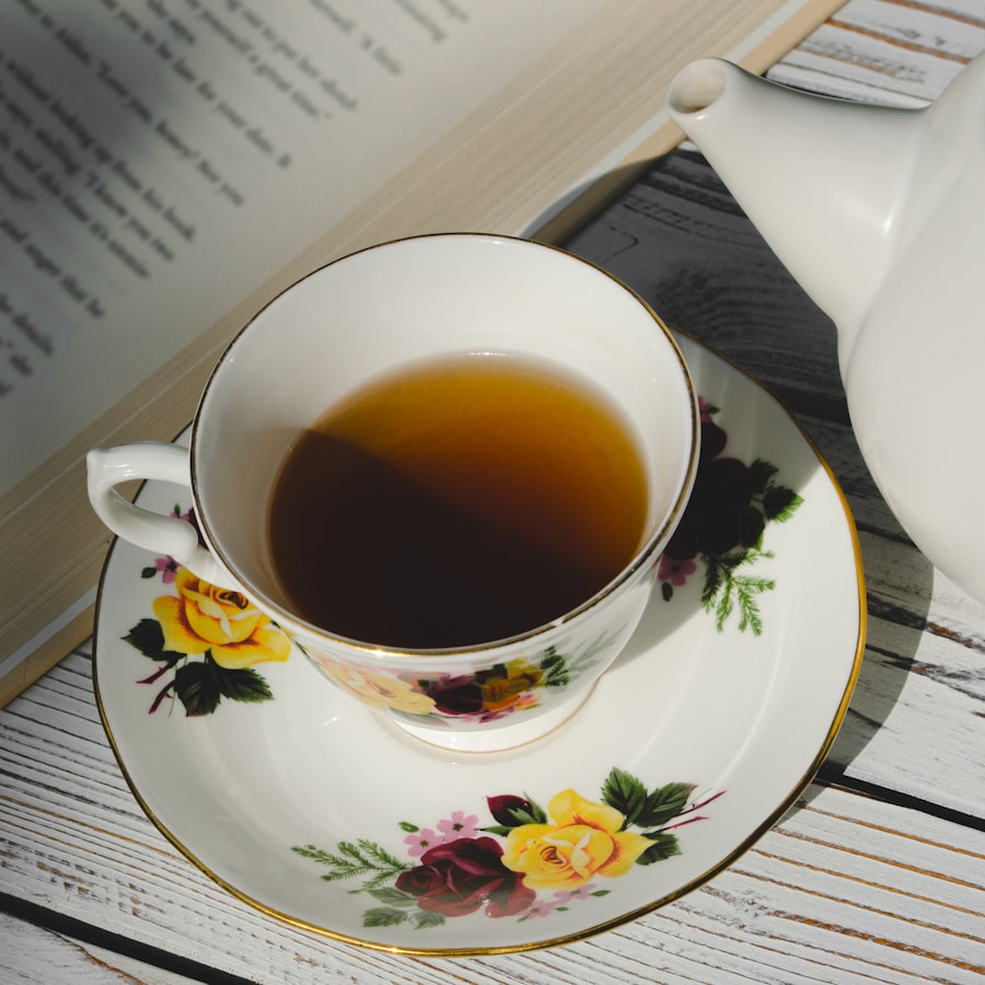 Tea Cup & Saucer